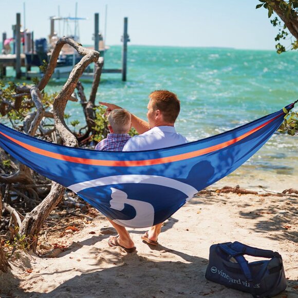 🆕 Grand Trunk x vineyard vines Whale Dot Hammock - Picture 1 of 6
